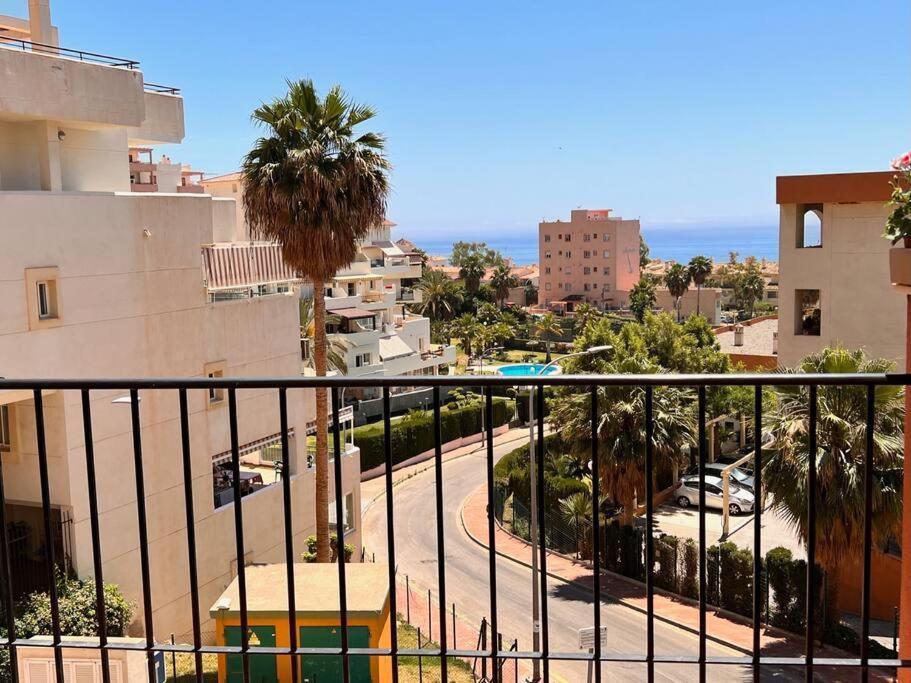 Benalmadena Costa Malaga Apartamento Muy Acogedor Con Vistas Al Mar Terraza Gigante Para Verano E Invierno Parking Eksteriør bilde