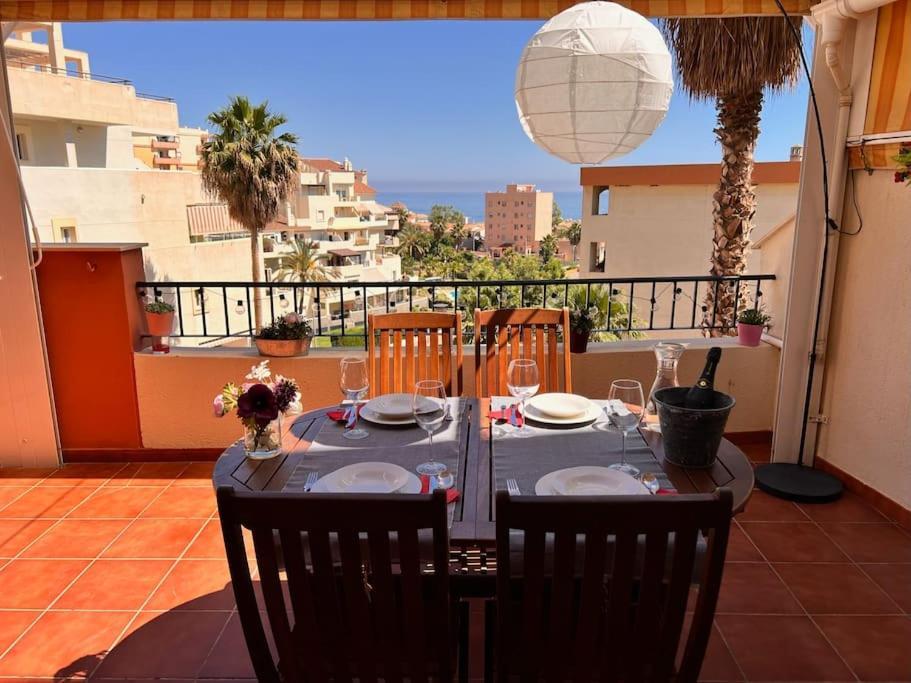 Benalmadena Costa Malaga Apartamento Muy Acogedor Con Vistas Al Mar Terraza Gigante Para Verano E Invierno Parking Eksteriør bilde