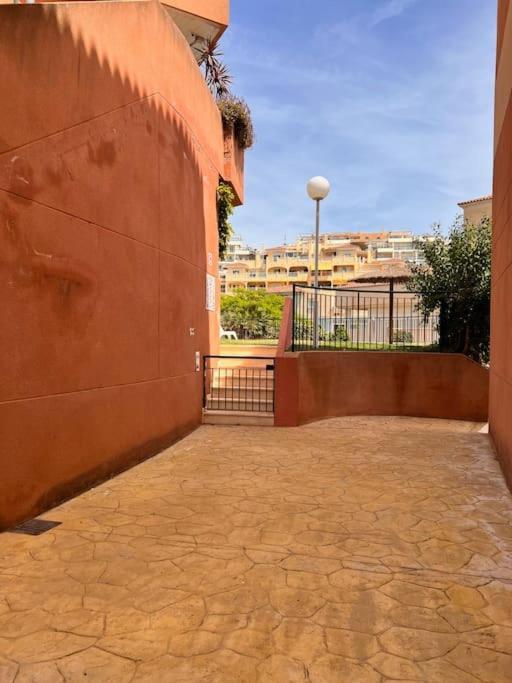 Benalmadena Costa Malaga Apartamento Muy Acogedor Con Vistas Al Mar Terraza Gigante Para Verano E Invierno Parking Eksteriør bilde