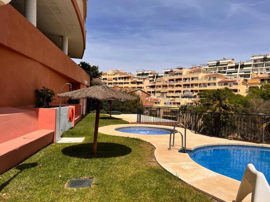 Benalmadena Costa Malaga Apartamento Muy Acogedor Con Vistas Al Mar Terraza Gigante Para Verano E Invierno Parking Eksteriør bilde