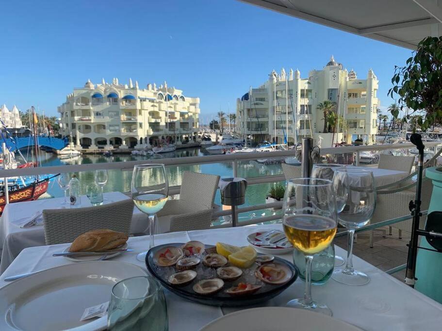 Benalmadena Costa Malaga Apartamento Muy Acogedor Con Vistas Al Mar Terraza Gigante Para Verano E Invierno Parking Eksteriør bilde